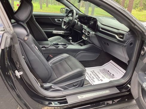 Used 2024 Ford Mustang GT Premium RWD image 16