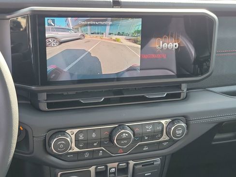 New 2026 Jeep Gladiator Rubicon image 9