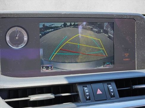 Used 2020 Lexus ES 300h w/ Premium Package FWD image 15