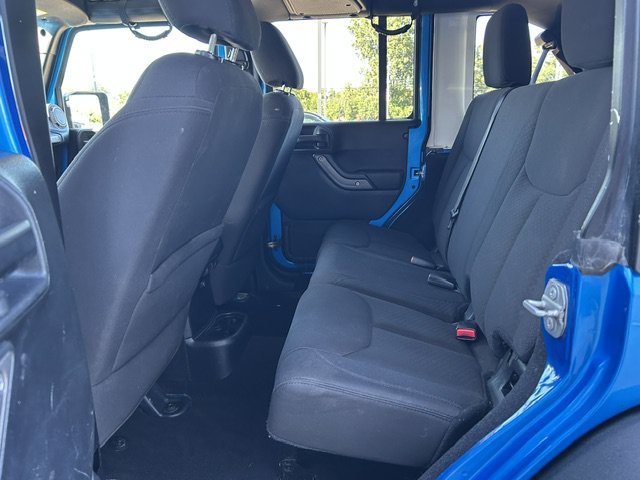 Used 2016 Jeep Wrangler Unlimited Sport AWD/4WD image 13