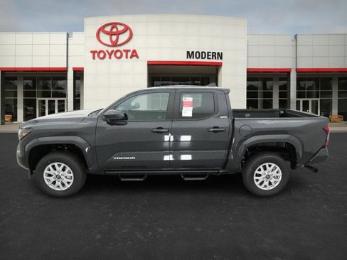 New 2025 Toyota Tacoma SR5 image 9