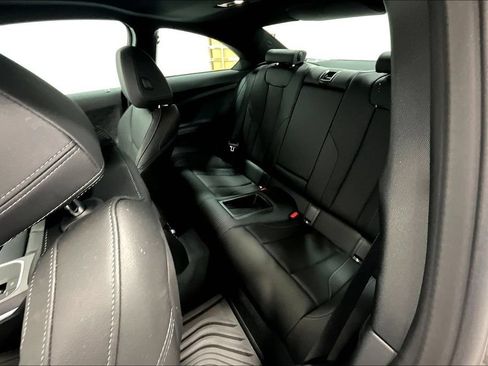 New 2025 BMW 230i Coupe w/ Convenience Package RWD image 18