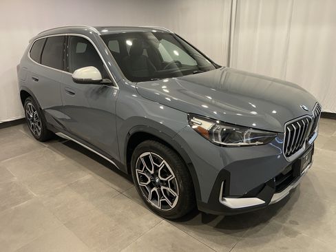 Certified 2023 BMW X1 xDrive28i w/ Premium Package AWD/4WD image 3