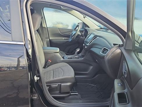 Used 2024 Chevrolet Equinox LT w/ LPO, Floor Liner Package image 13