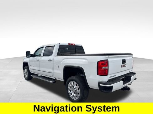 Used 2017 GMC Sierra 2500 Denali image 4