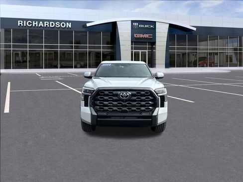 Used 2022 Toyota Tundra Platinum w/ Advanced Package image 8