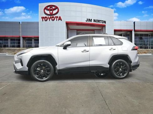 Used 2024 Toyota RAV4 SE AWD/4WD image 54