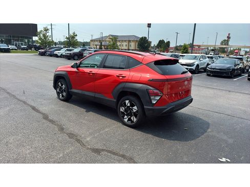 Used 2025 Hyundai Kona SEL AWD/4WD image 8
