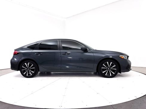 Used 2024 Honda Civic EX-L image 1