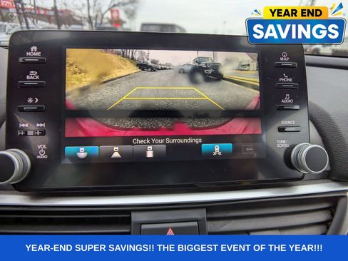 Used 2018 Honda Accord Touring image 25