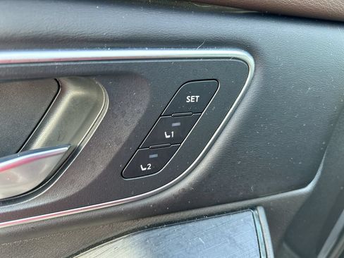 Used 2021 Nissan Rogue Platinum FWD image 13