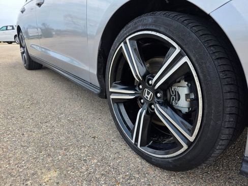 Used 2024 Honda Accord Sport image 41