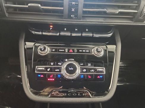 Used 2022 Lincoln Corsair AWD w/ Equipment Group 101A image 16