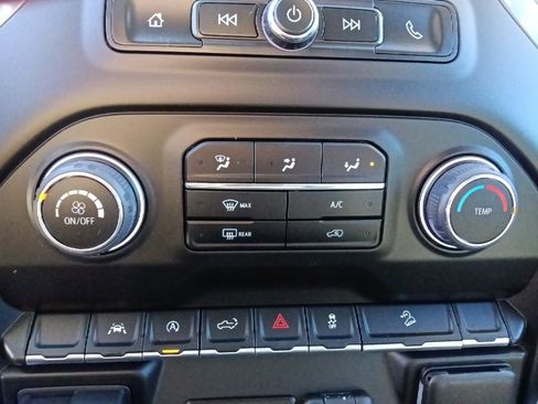 Used 2023 Chevrolet Silverado 1500 Custom Trail Boss w/ LPO, Dark Essentials Package image 22