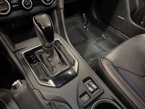 Used 2020 Subaru Crosstrek 2.0i Limited w/ Moonroof Package w/Navigation image 19