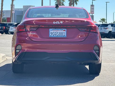 Used 2023 Kia Forte LXS w/ LXS Technology Package image 4