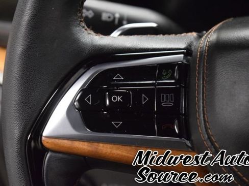 Used 2024 Jeep Grand Cherokee Summit image 17