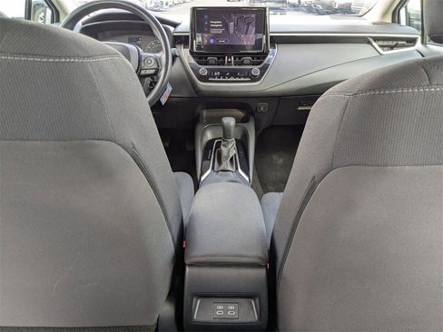 Used 2024 Toyota Corolla LE image 29