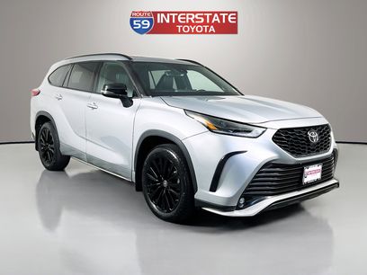 Used 2023 Toyota Highlander XSE