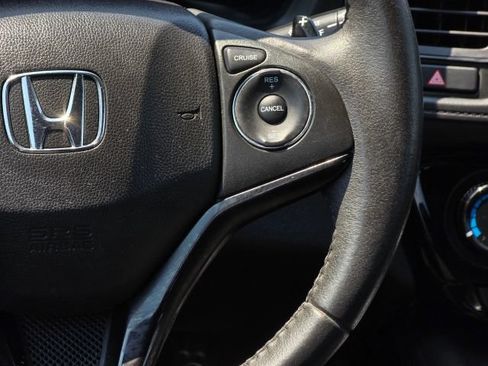 Used 2019 Honda HR-V Sport image 23