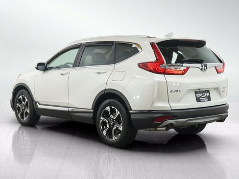 Used 2017 Honda CR-V Touring image 3