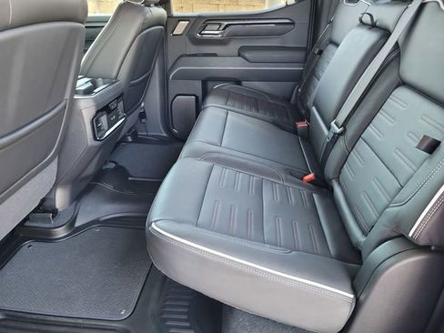 Used 2026 GMC Sierra 1500 AT4X AWD/4WD image 15