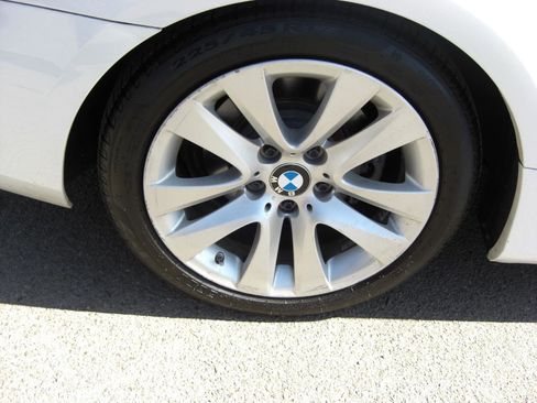 Used 2012 BMW 328i Convertible RWD image 5