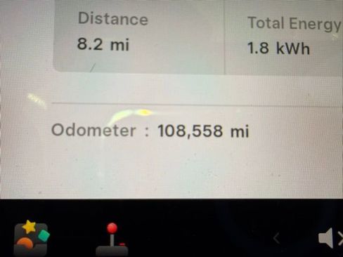 Used 2018 Tesla Model 3 Long Range image 16