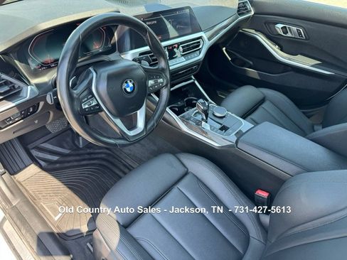 Used 2020 BMW 330i Sedan w/ Convenience Package image 20