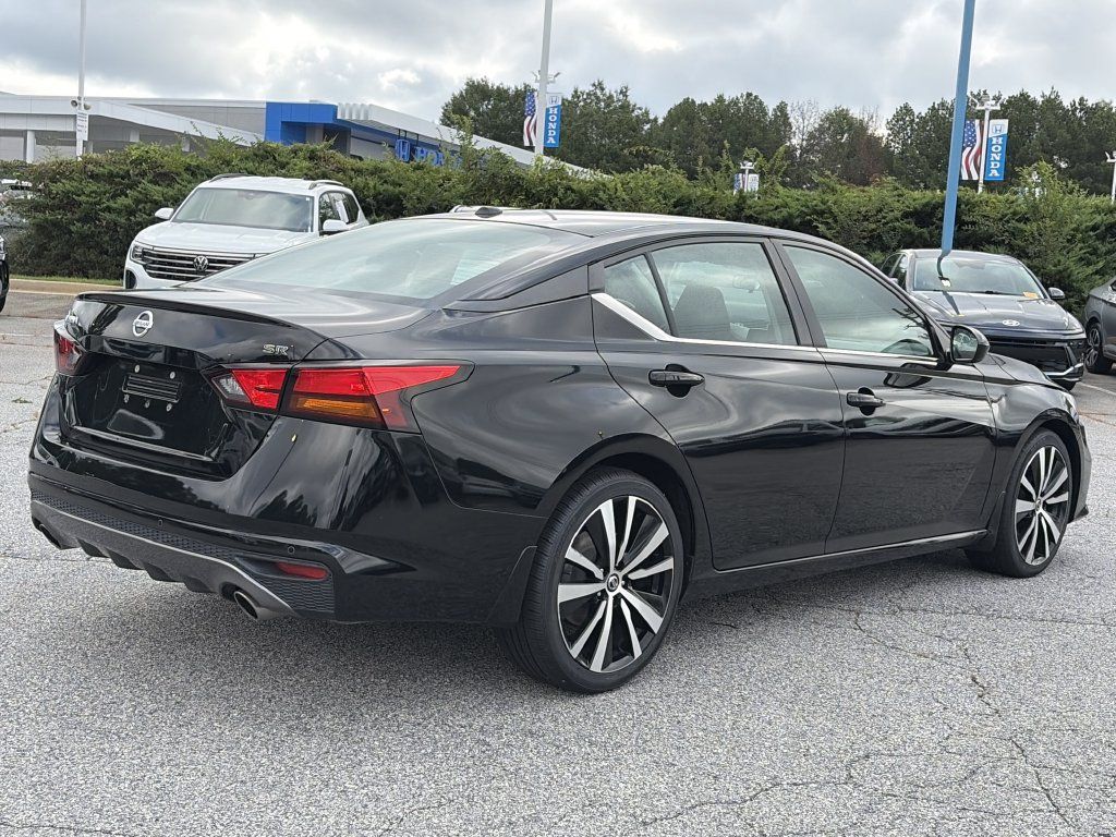 Used 2020 Nissan Altima 2.5 SR FWD image 23