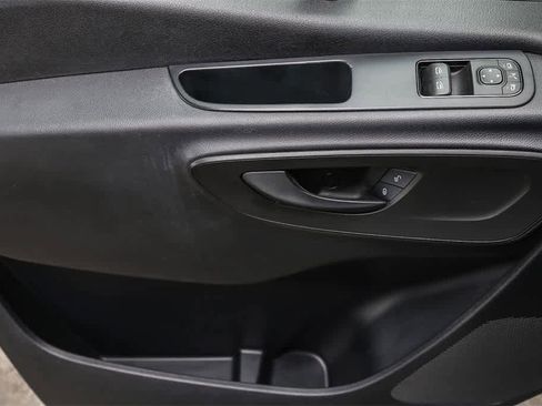 Used 2020 Mercedes-Benz Sprinter 2500 image 20