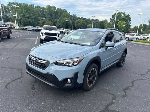 Used 2023 Subaru Crosstrek 2.0i Premium AWD/4WD image 9