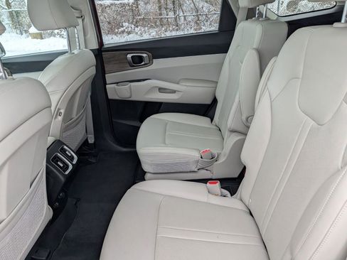 Used 2022 Kia Sorento X-Line EX image 18