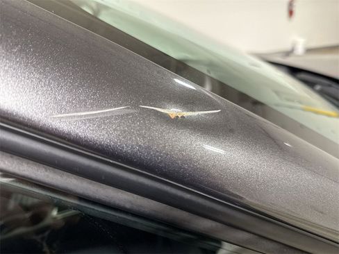 Used 2014 Dodge Challenger R/T w/ Blacktop Package image 27