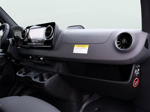 New 2026 Mercedes-Benz Sprinter 2500 image 13