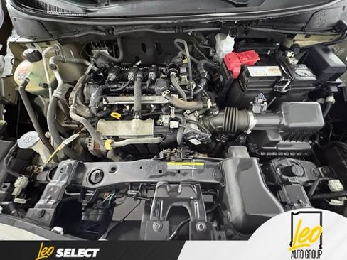 Used 2021 Nissan Versa SV FWD image 25
