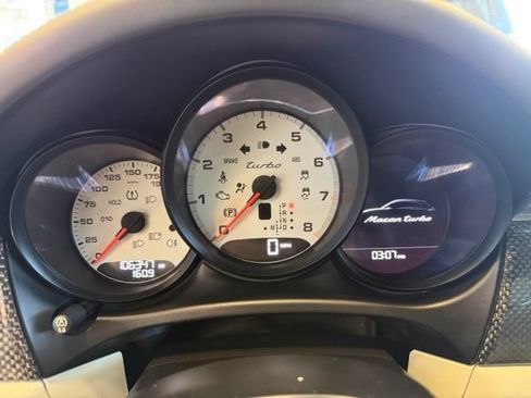 Used 2016 Porsche Macan Turbo AWD/4WD image 13