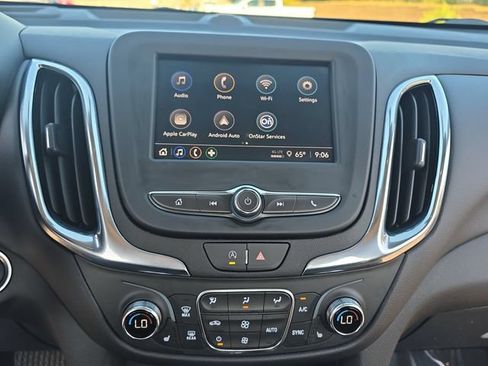 Used 2024 Chevrolet Equinox LT w/ LPO, Floor Liner Package AWD/4WD image 23