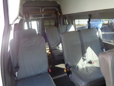 Used 2013 Ford E-250 and Econoline 250 Extended w/ PWR Group RWD image 18