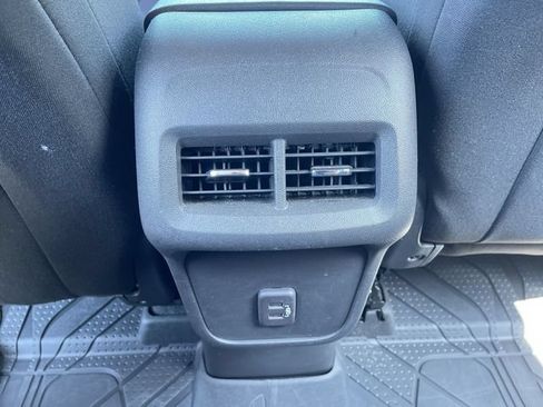 Certified 2023 Chevrolet Equinox LT FWD image 20