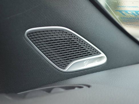 Certified 2025 Mercedes-Benz GLA 250 image 15