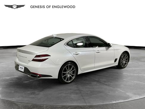 Used 2025 Genesis G70 2.5T image 5