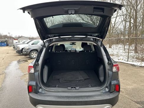 Used 2022 Ford Escape SE FWD image 21