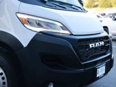 Used 2024 RAM ProMaster 3500 w/ Delivery Van Package FWD image 7