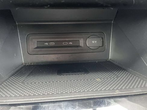 Certified 2023 Volkswagen Atlas SE FWD image 28