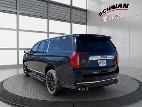 Used 2021 GMC Yukon XL Denali w/ Denali Premium Package AWD/4WD image 6