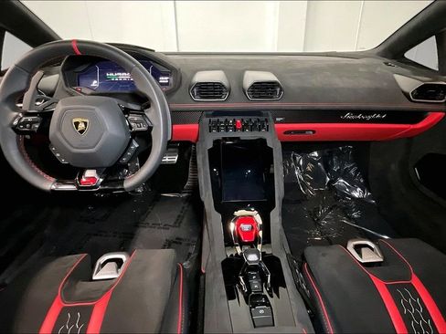 Used 2024 Lamborghini Huracan Tecnica image 22