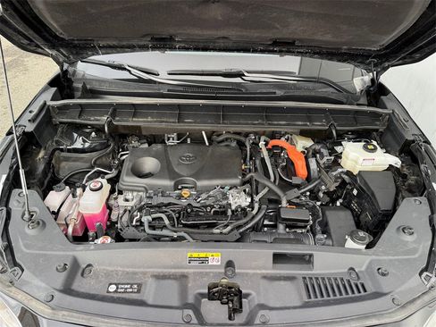 Used 2023 Toyota Highlander XLE image 22