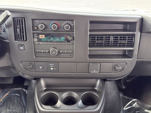 New 2026 GMC Savana 3500 Extended w/ Driver Convenience Package RWD image 17