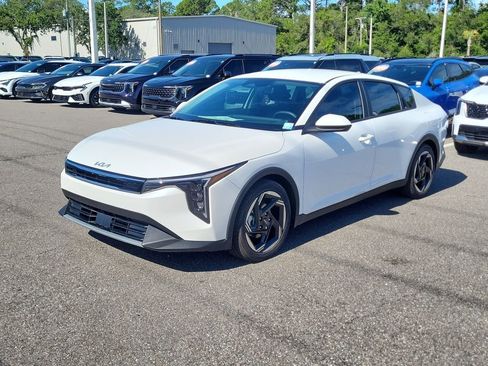 New 2026 Kia K4 EX FWD image 3